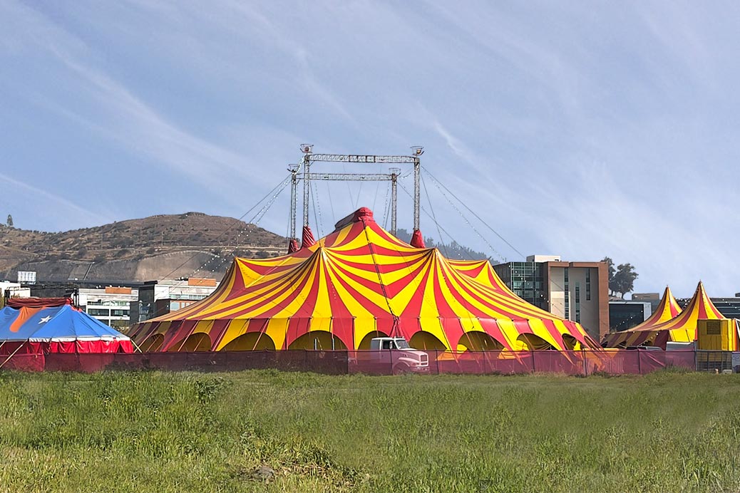 Gran Carpa de Ciudad Empresarial